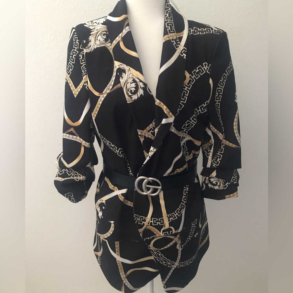 BooHoo Brand Chain Print Designer Inspired Blazer Size M. BELT NOT INCLUDED